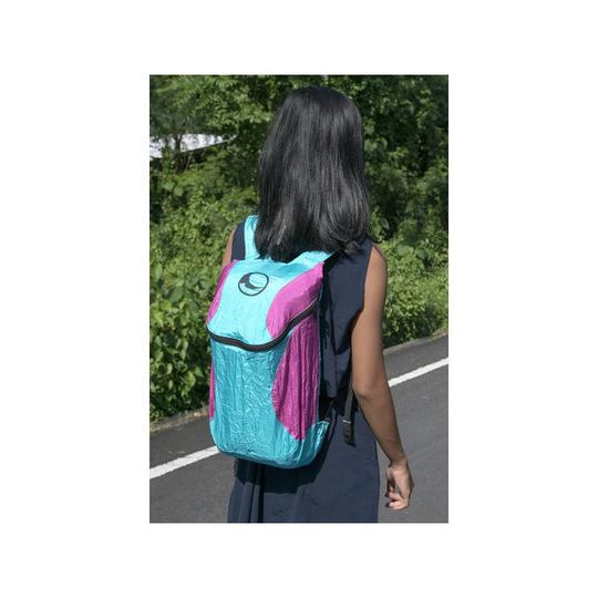 Ticket to the Moon Mini kokoontaitettava reppu plus turkoosi/pinkki